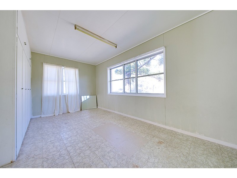 9 – 11 Pybus Street, Emu Park QLD 4710