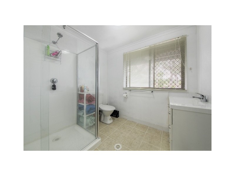 1 Larnach Street, Emu Park QLD 4710