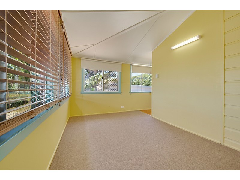 830 Scenic Highway, Kinka Beach QLD 4703