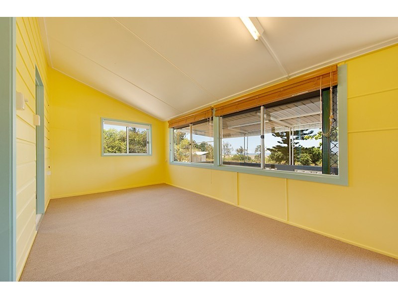 830 Scenic Highway, Kinka Beach QLD 4703