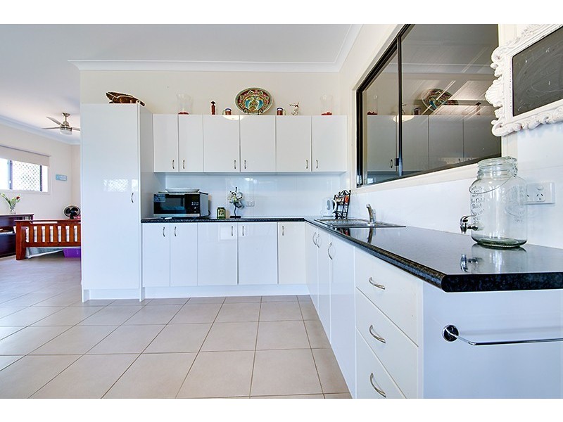 7 Fairbairn Court, Emu Park QLD 4710