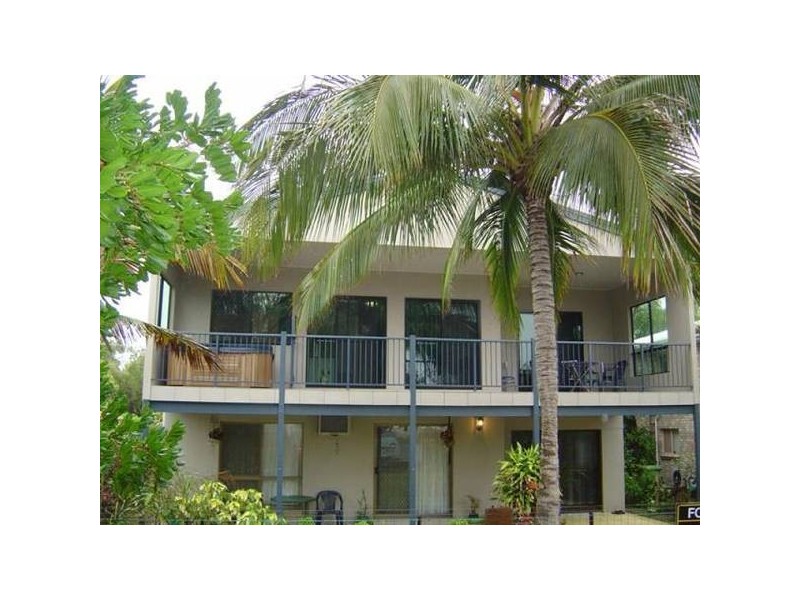 818 Scenic Hwy, Kinka Beach QLD 4703