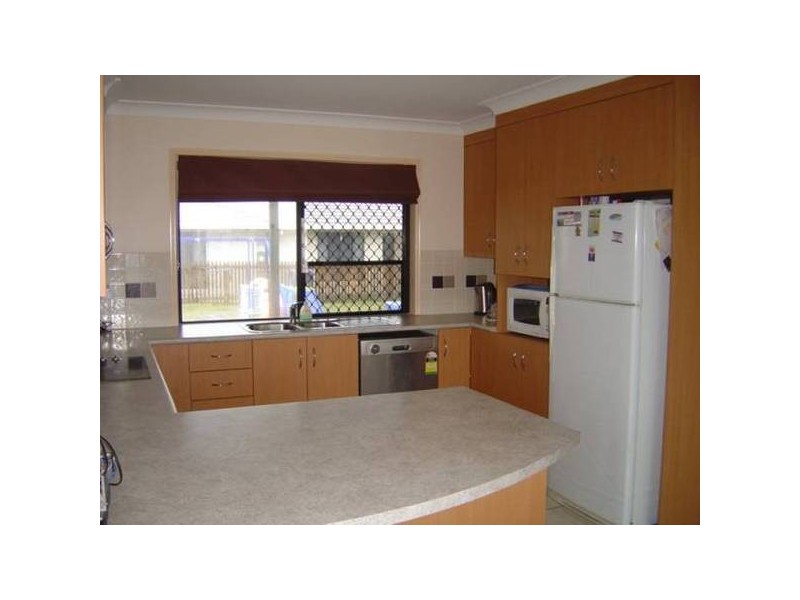 16 Nerita Avenue, Zilzie QLD 4710