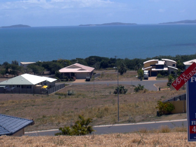 17 Paradise Way, Emu Park QLD 4710