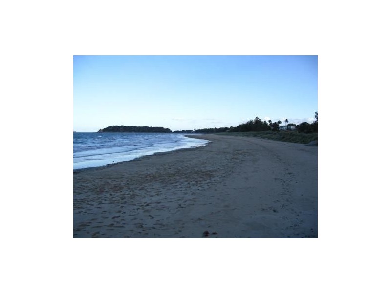 6 Schofield Parade, Keppel Sands QLD 4702