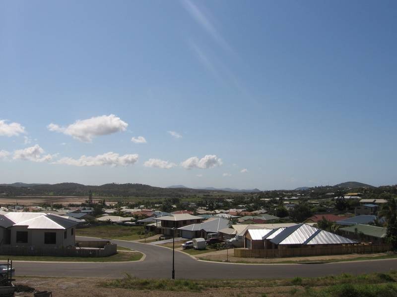 14 Haliotis Avenue, Zilzie QLD 4710