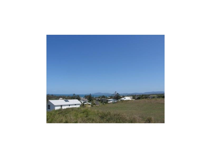 14 Haliotis Avenue, Zilzie QLD 4710