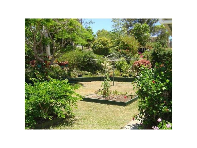 31 Nicholson Street, Emu Park QLD 4710