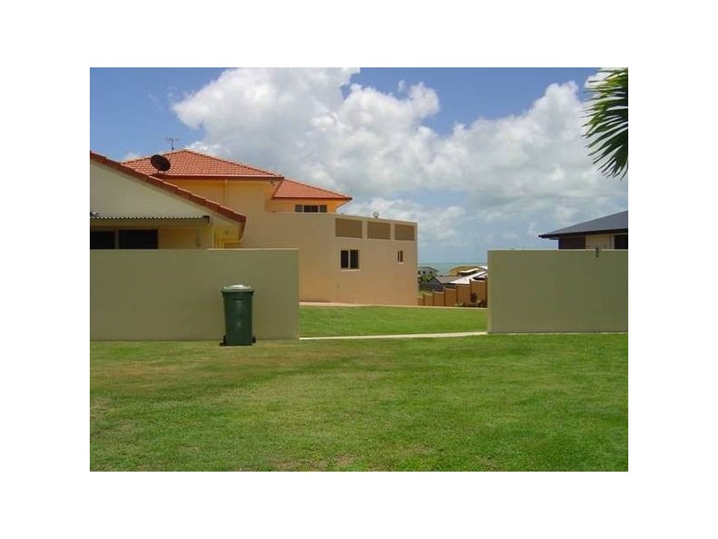 42 Paradise Way, Emu Park QLD 4710