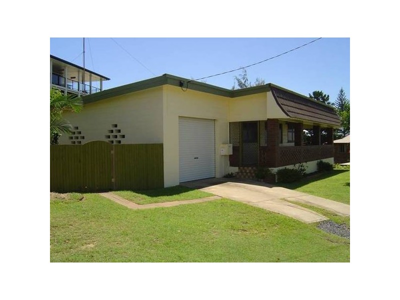 7 McLeod Street, Emu Park QLD 4710