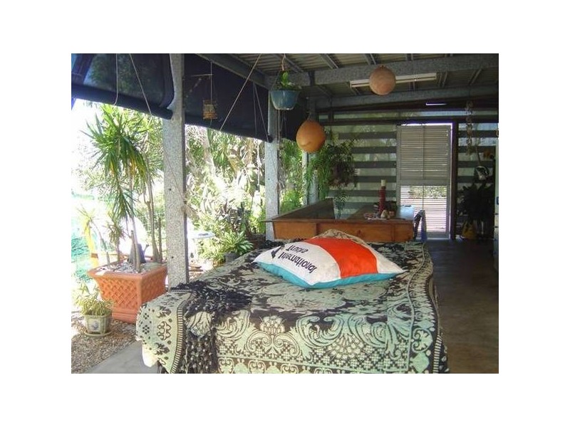 9 Golding Street, Emu Park QLD 4710