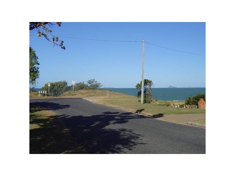 5 Wood Street, Emu Park QLD 4710