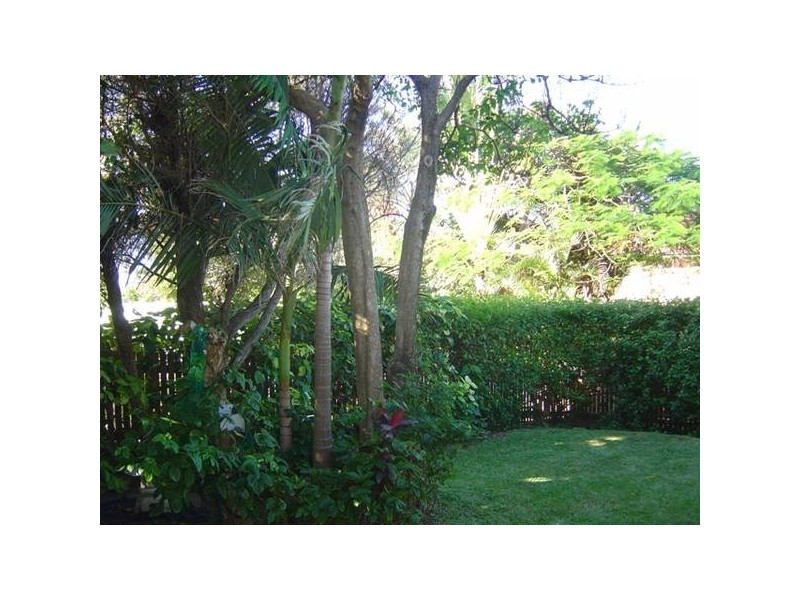 5 Wood Street, Emu Park QLD 4710