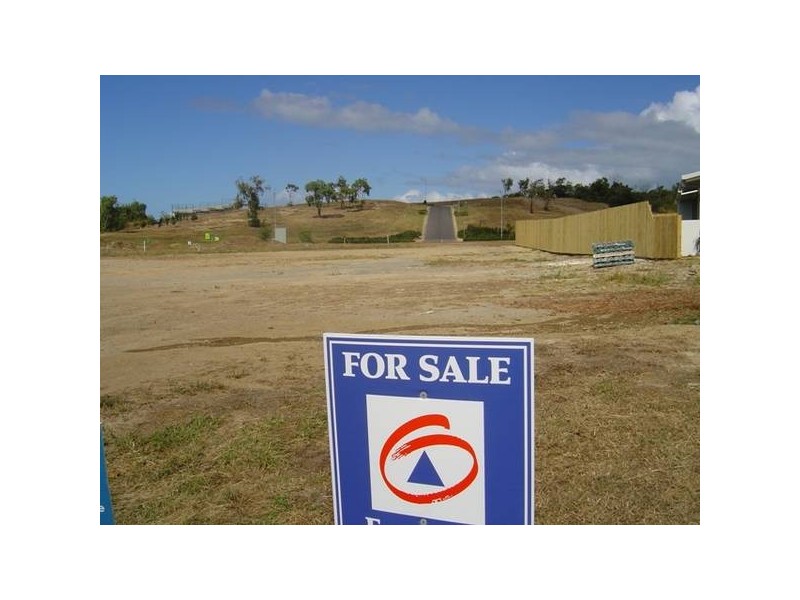 9 Hillside Court, Zilzie QLD 4710