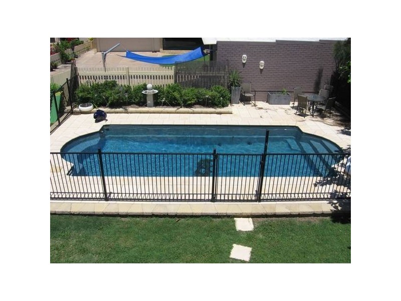 27 Larnach Street, Zilzie QLD 4710