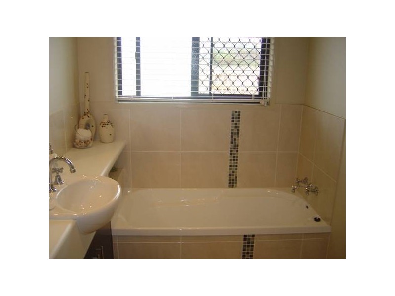 60 Amalfi Drive, Zilzie QLD 4710