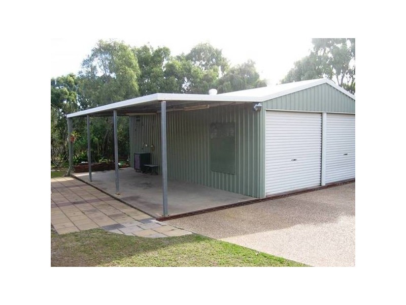 8 Nelson Street, Emu Park QLD 4710