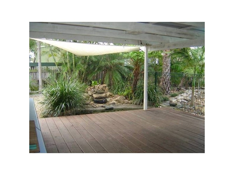 11 Brown Street, Emu Park QLD 4710