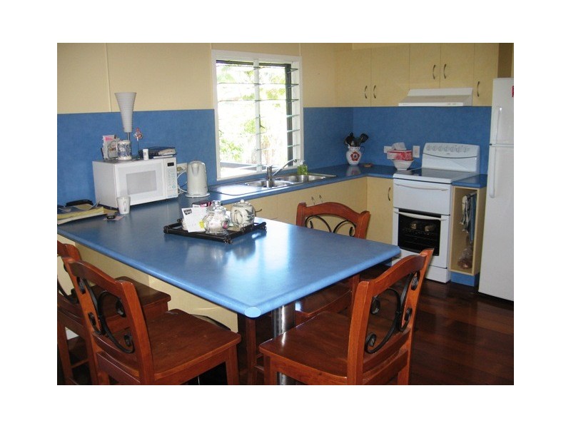 10 Sunflower Street, Kinka Beach QLD 4703