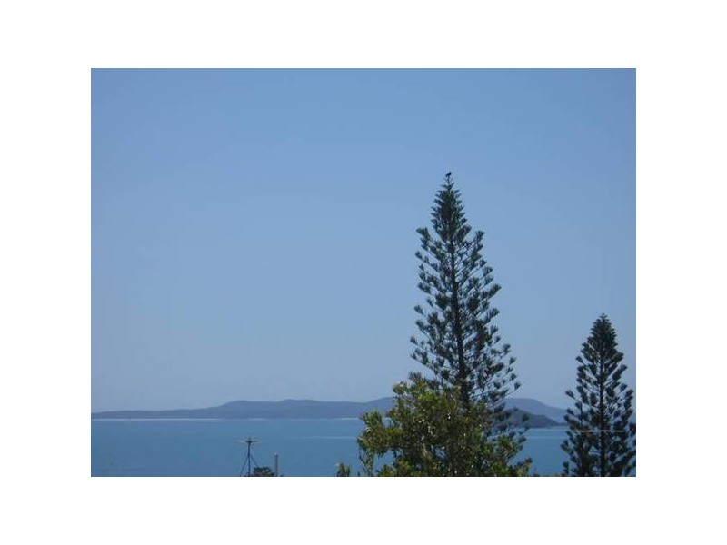 27 Larnach Street, Emu Park QLD 4710