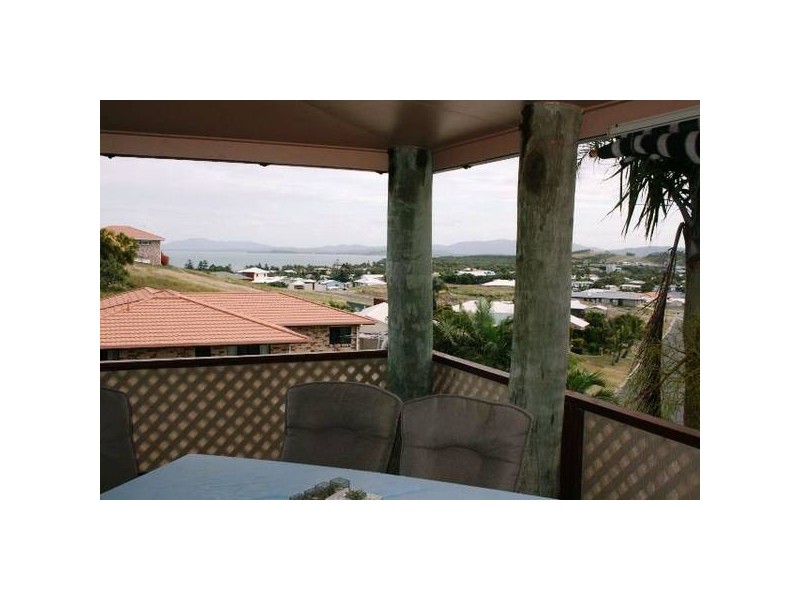 27 Larnach Street, Emu Park QLD 4710