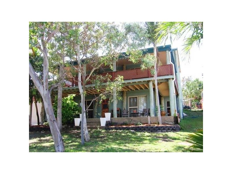 27 Larnach Street, Emu Park QLD 4710