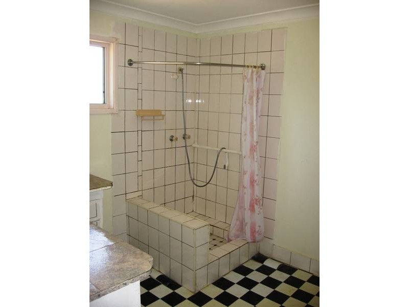 6 Clements Street, Emu Park QLD 4710