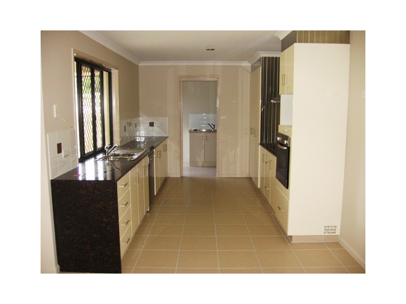 18 Amalfi Drive, Zilzie QLD 4710