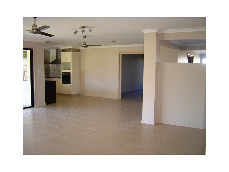 18 Amalfi Drive, Zilzie QLD 4710