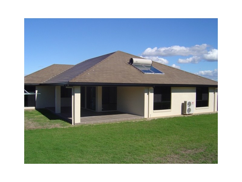 18 Amalfi Drive, Zilzie QLD 4710