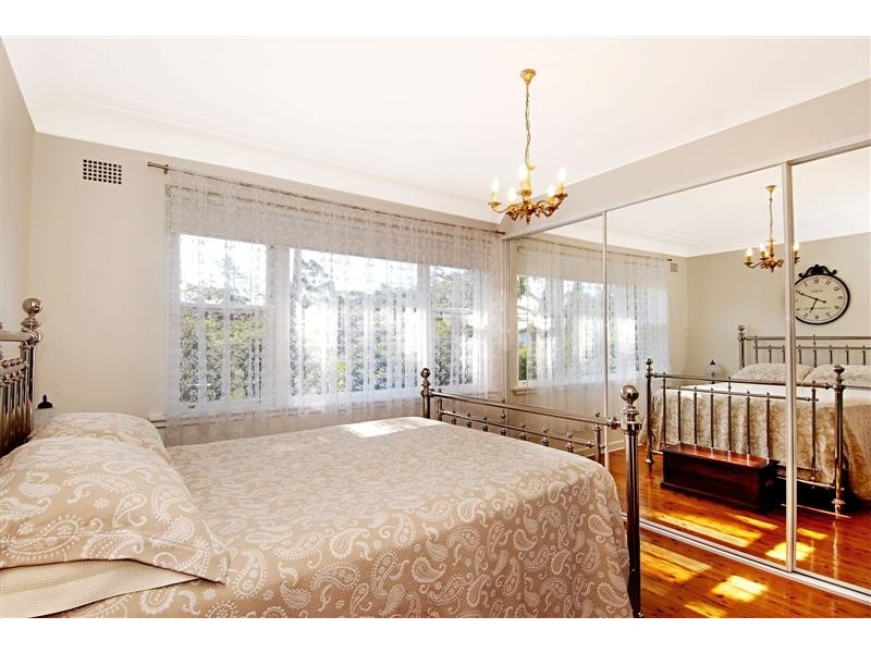 6 Genner Street, Denistone West NSW 2114