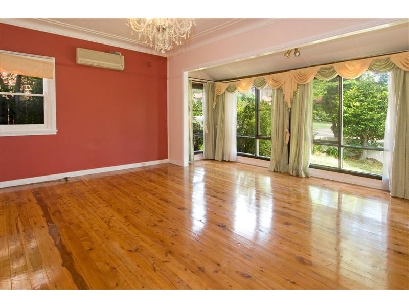 9 Henderson Street, Denistone East NSW 2112