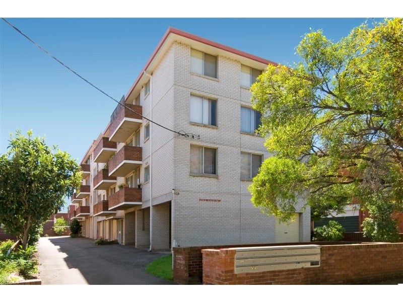 17/3-5 Meadow Crescent, Meadowbank NSW 2114