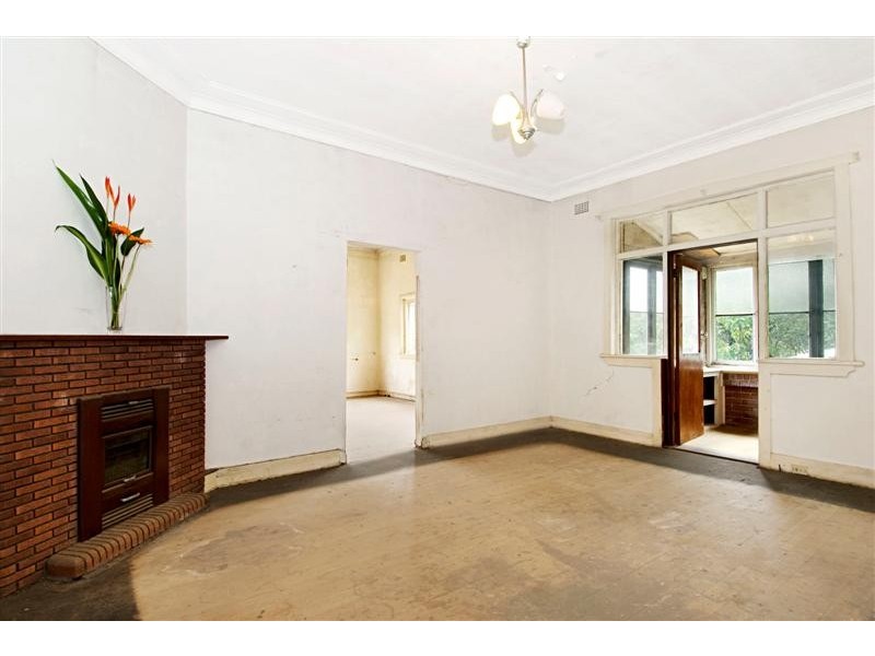 1 Clive Road, Eastwood NSW 2122