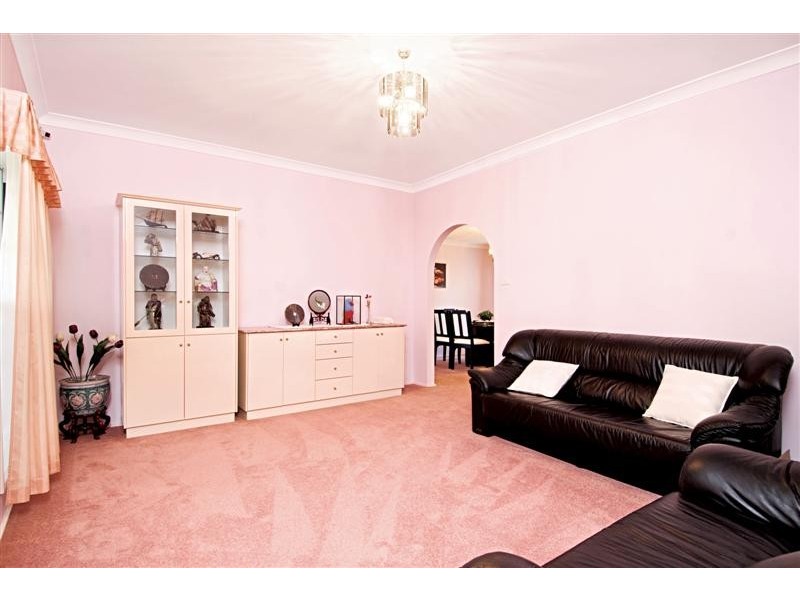 8 Squire Place, Castle Hill NSW 2154