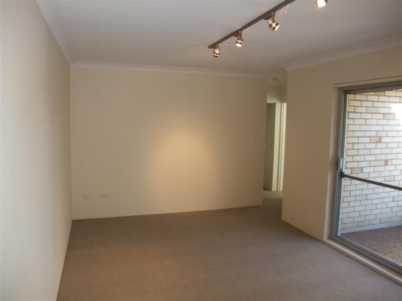 8/7 Endeavour Street, West Ryde NSW 2114