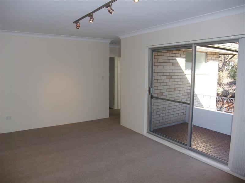 8/7 Endeavour Street, West Ryde NSW 2114