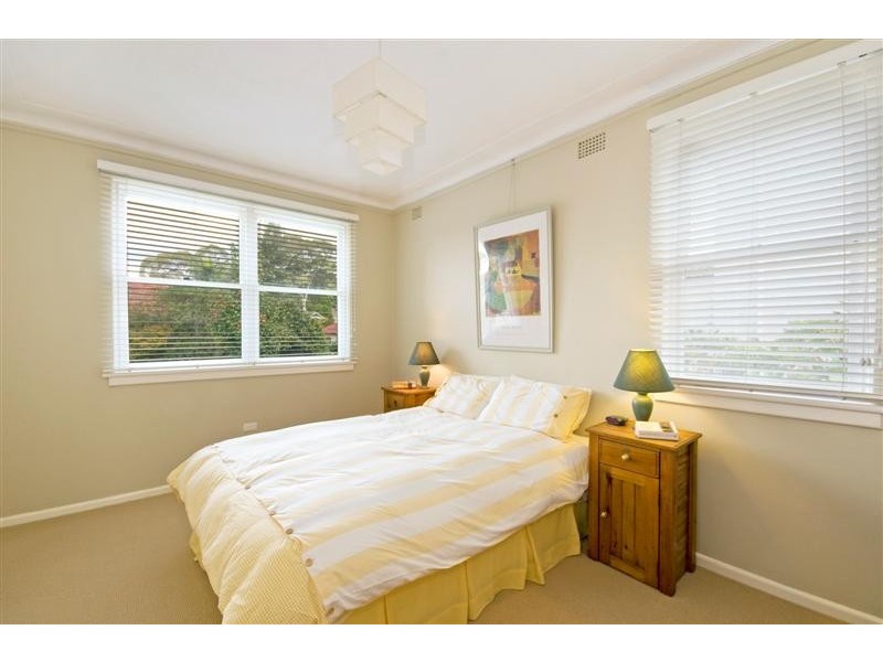 8 Richmond Street, Denistone East NSW 2112