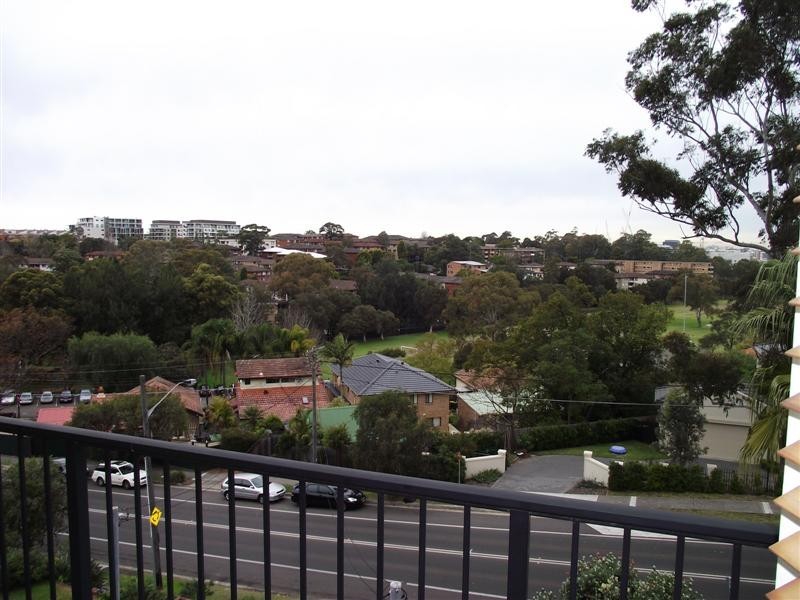 9/103 Constitution Road, Meadowbank NSW 2114