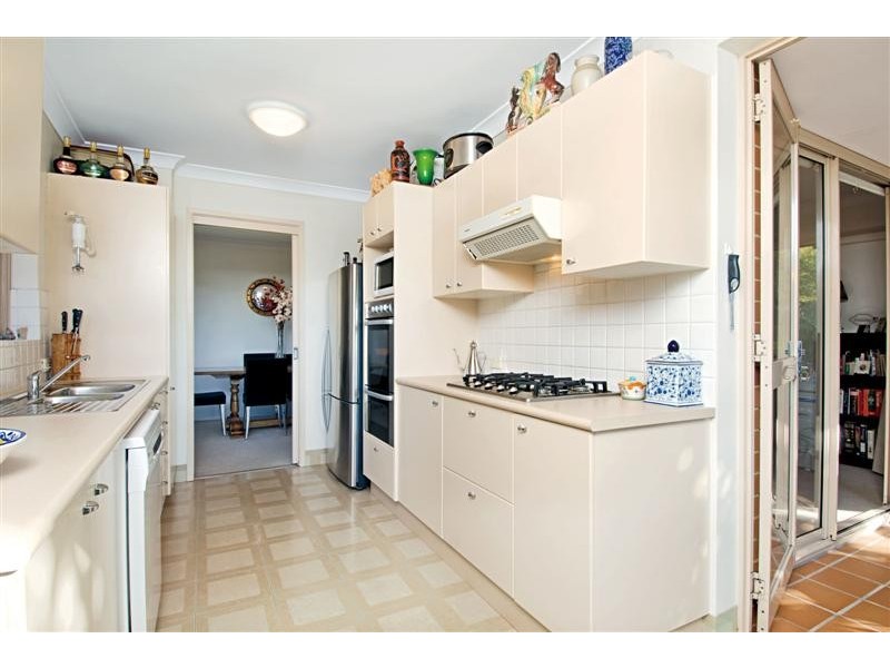 8/1-11 Lancaster Drive, Marsfield NSW 2122