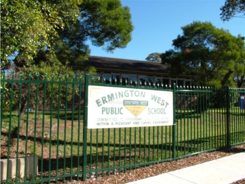 6 McArdle Street, Ermington NSW 2115