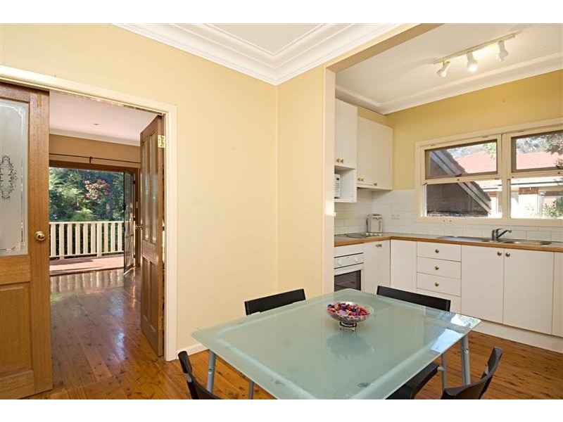 28 Gwendale Crescent, Eastwood NSW 2122