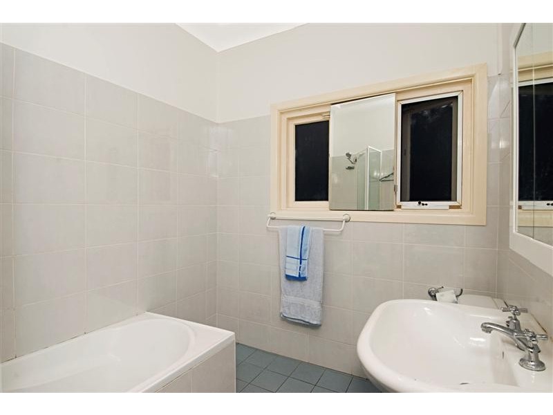 28 Gwendale Crescent, Eastwood NSW 2122