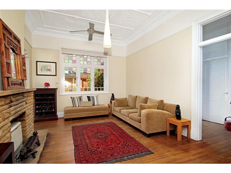 8 Hillside Crescent, Epping NSW 2121