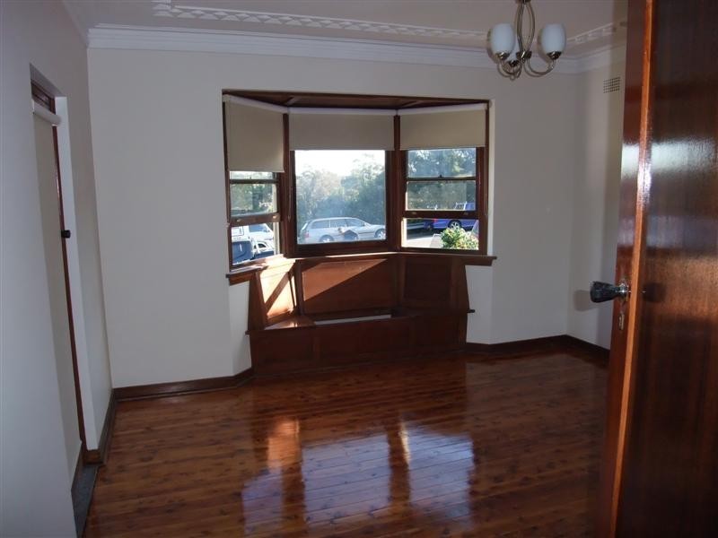 100 East Parade, Denistone NSW 2114