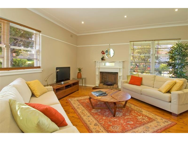 21 Gallard Street, Denistone East NSW 2112