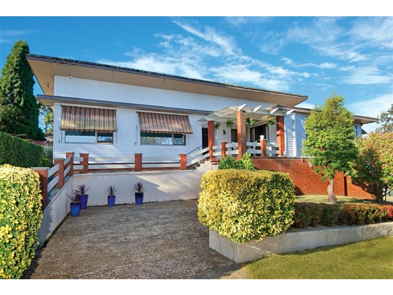 8 Woodvale Avenue, North Epping NSW 2121