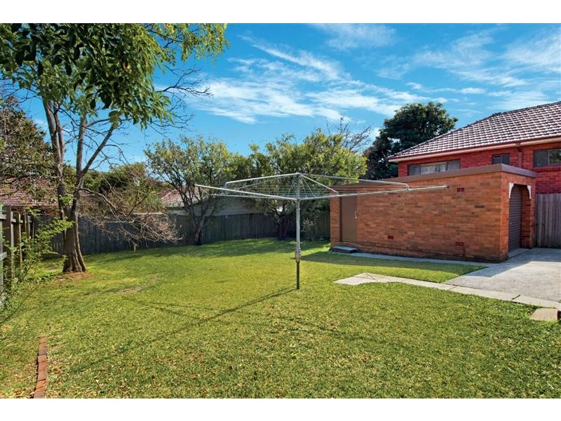9 Glenayr Avenue, West Ryde NSW 2114