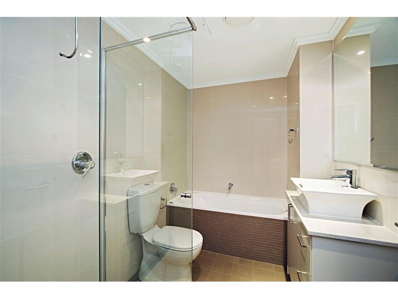 8/1 Rowe Street, Eastwood NSW 2122