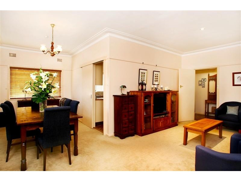 8 Tobruk Avenue, Carlingford NSW 2118